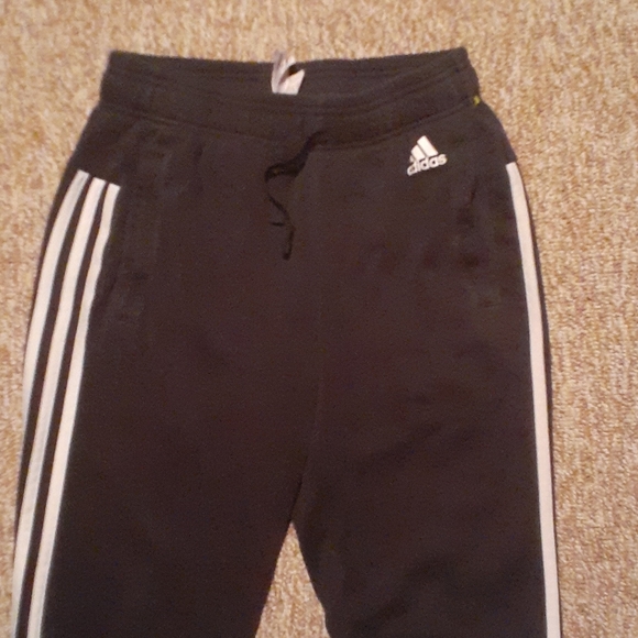 Adidas Swetapants SIZE S - Picture 2 of 3